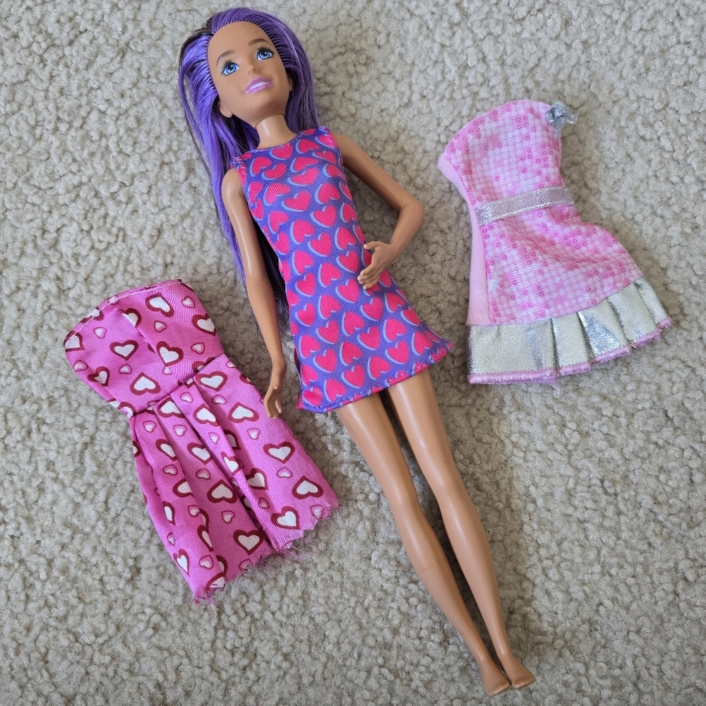 Skipper Barbie Doll & Clothing Lot